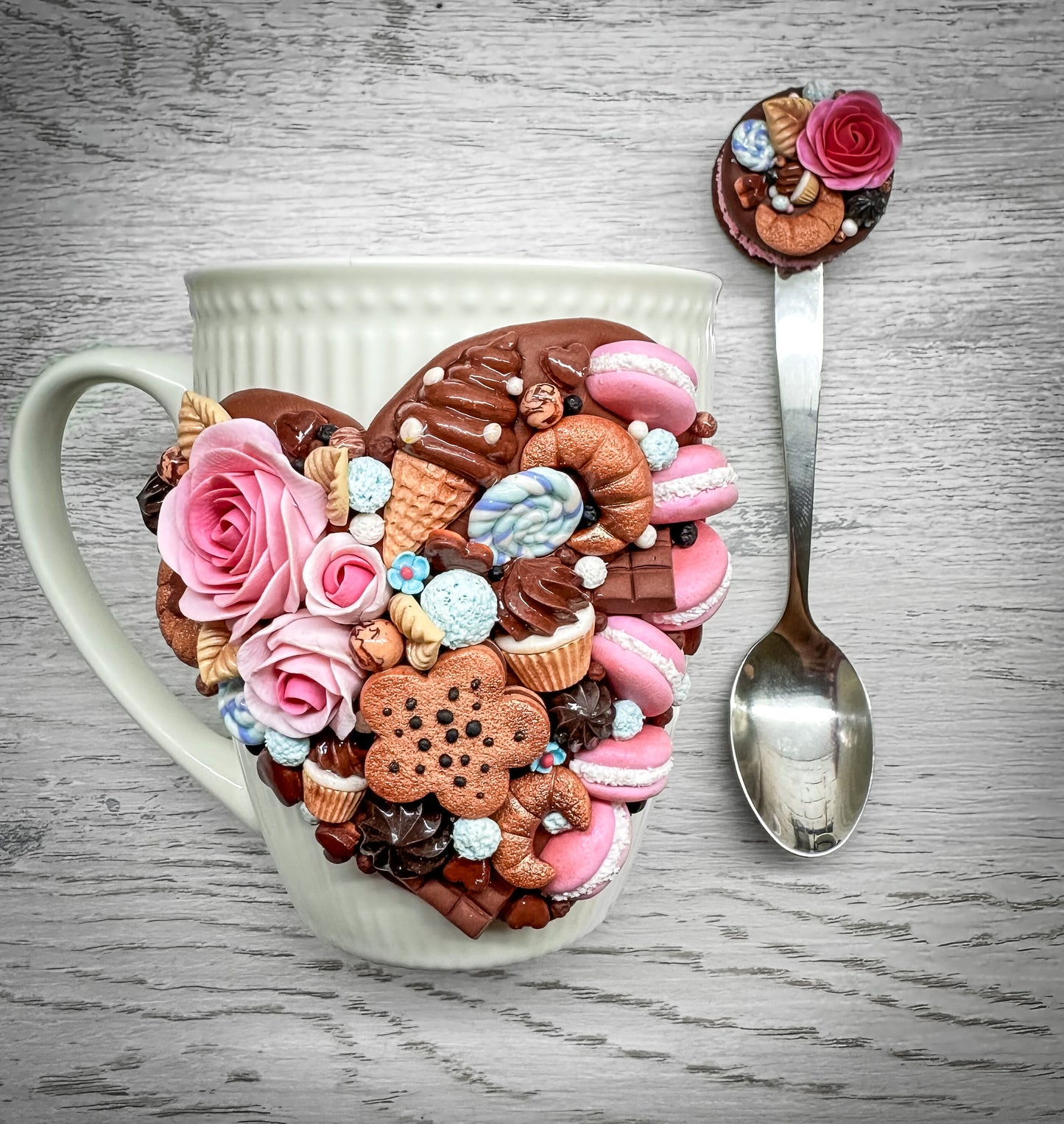 "PINK JOY" Hot chocolate, Milk, Ice cream, Sweets drinks, Smoothie, Tea