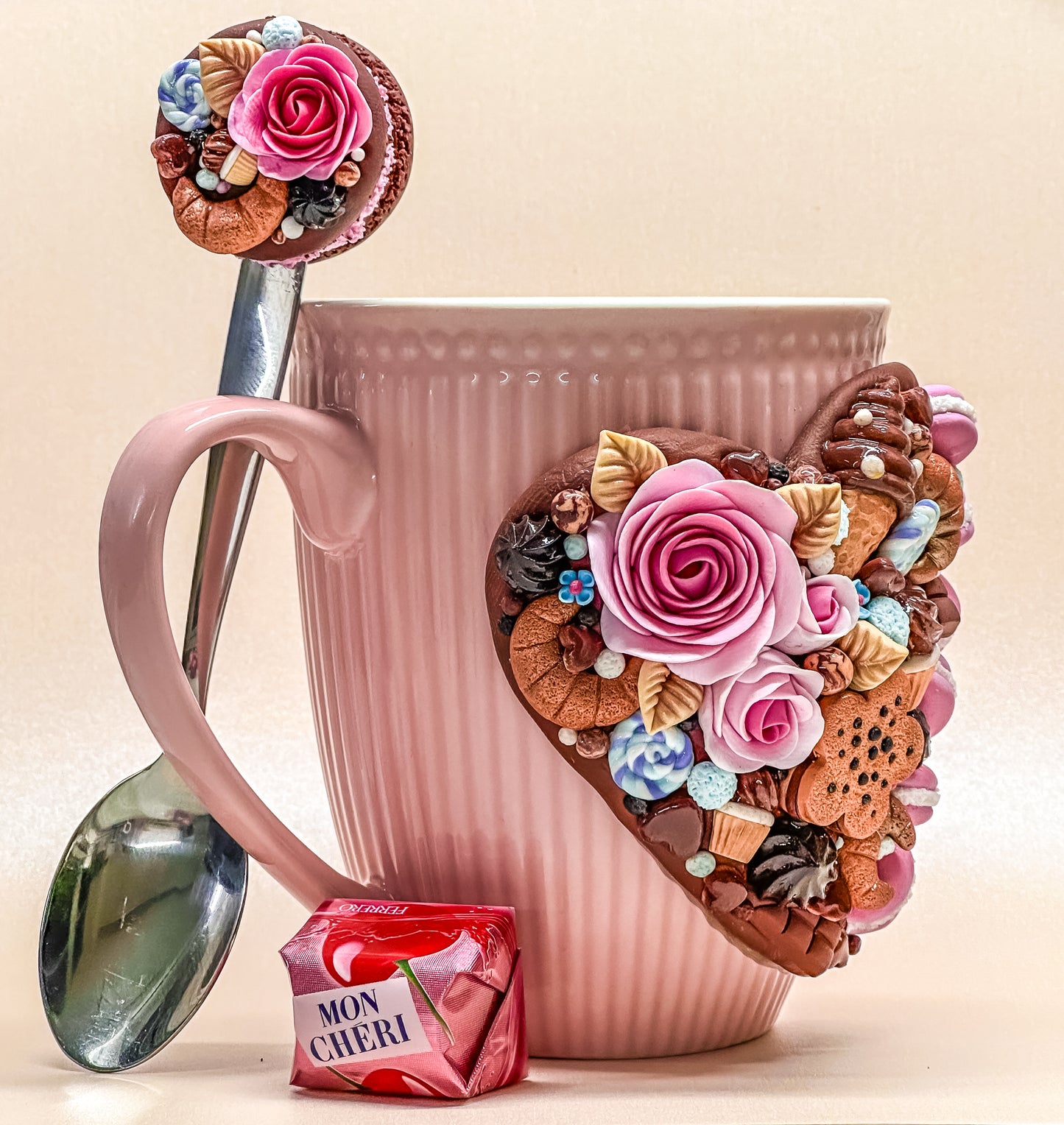 "PINK JOY" Hot chocolate, Milk, Ice cream, Sweets drinks, Smoothie, Tea