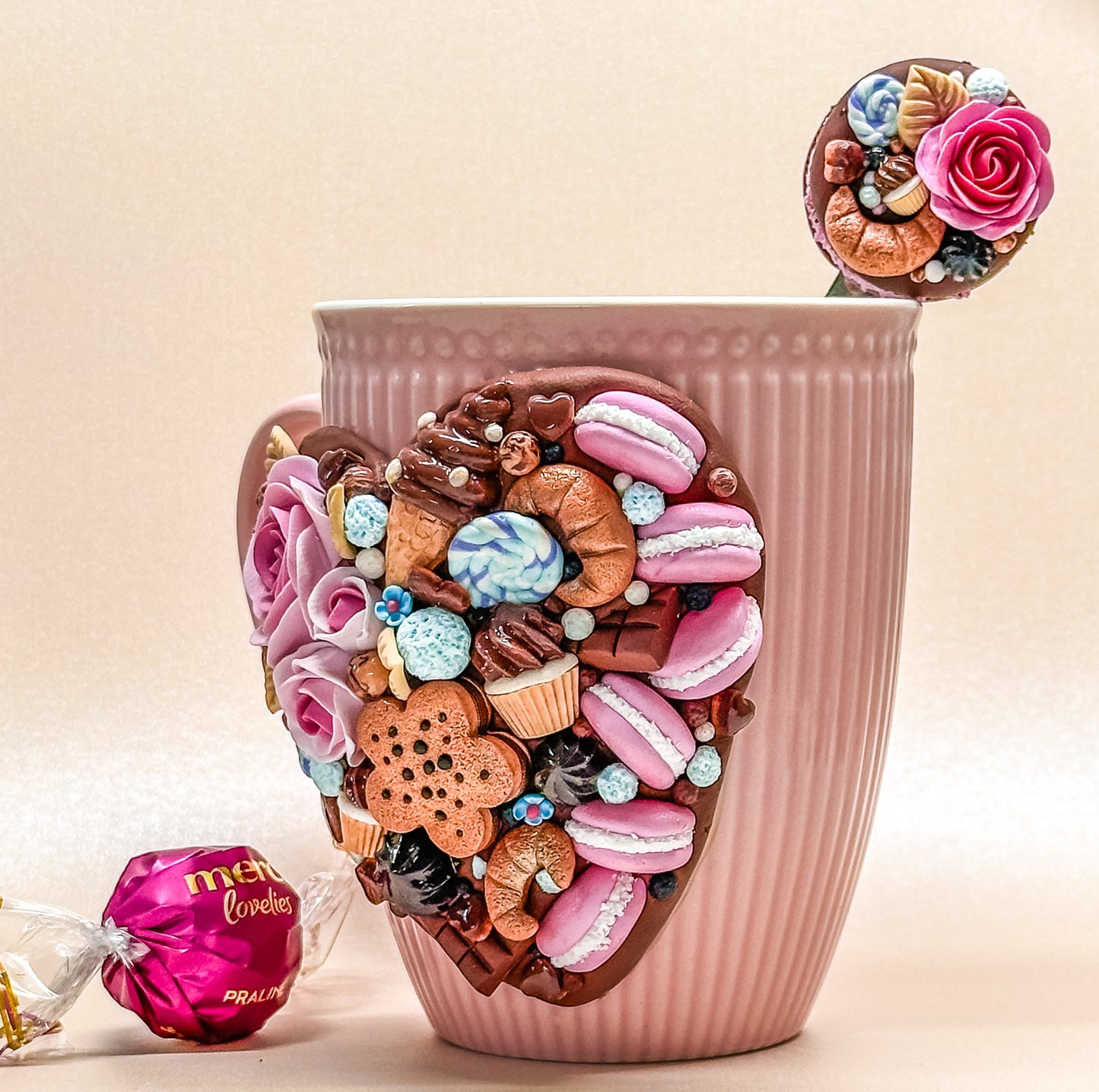 "PINK JOY" Hot chocolate, Milk, Ice cream, Sweets drinks, Smoothie, Tea